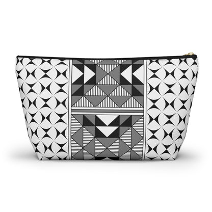 Sacred Mountains in Gray Pouch w T-bottom