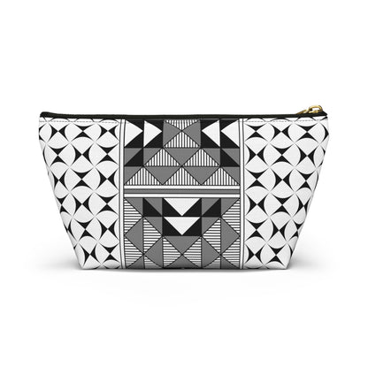 Sacred Mountains in Gray Pouch w T-bottom