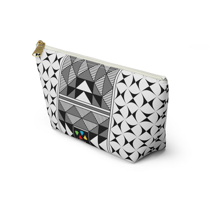 Sacred Mountains in Gray Pouch w T-bottom